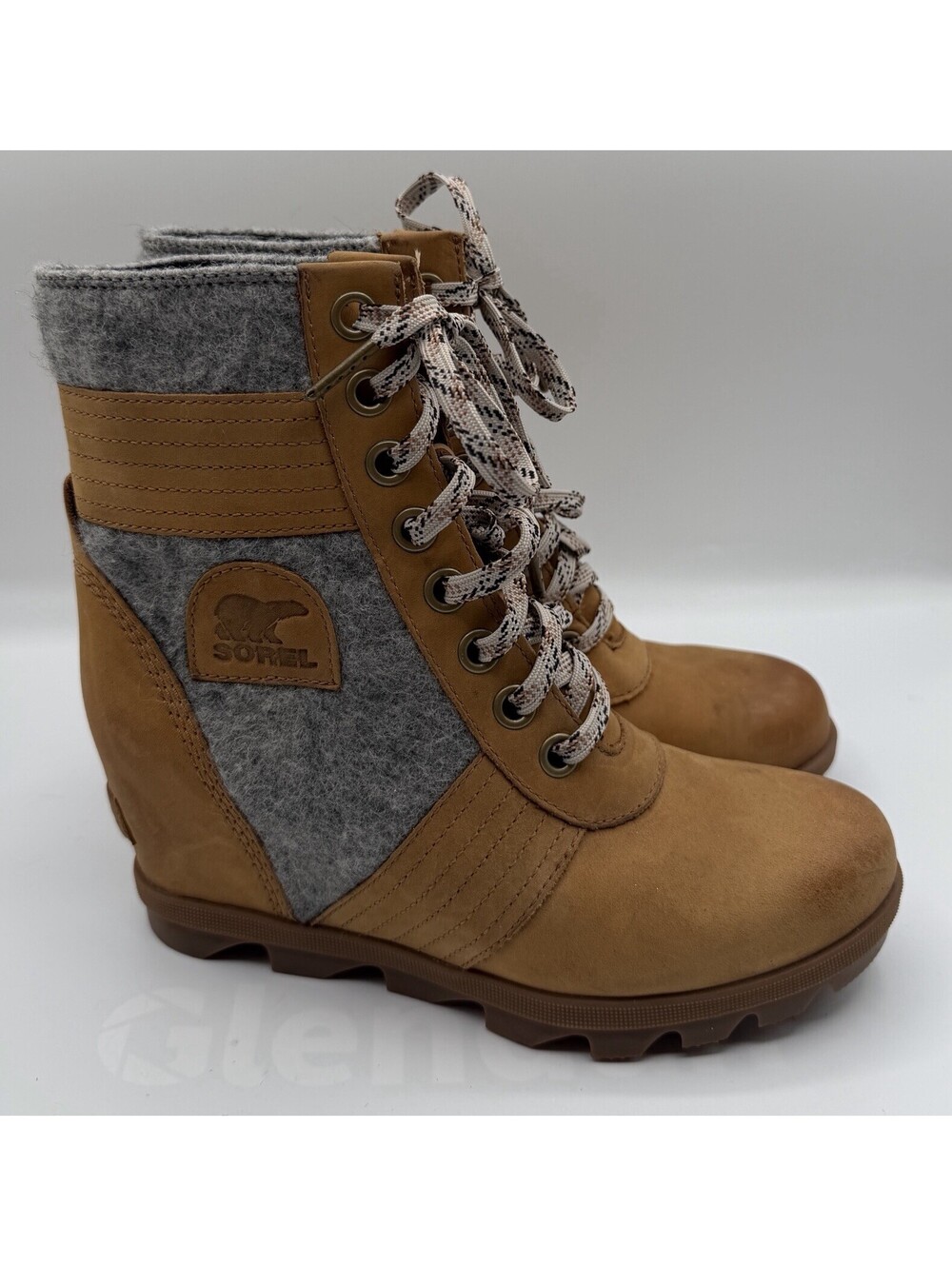 Sorel Lexie Wedge Boots Women’s 8.5 Camel Brown Leather Grey Felt Waterproof GUC